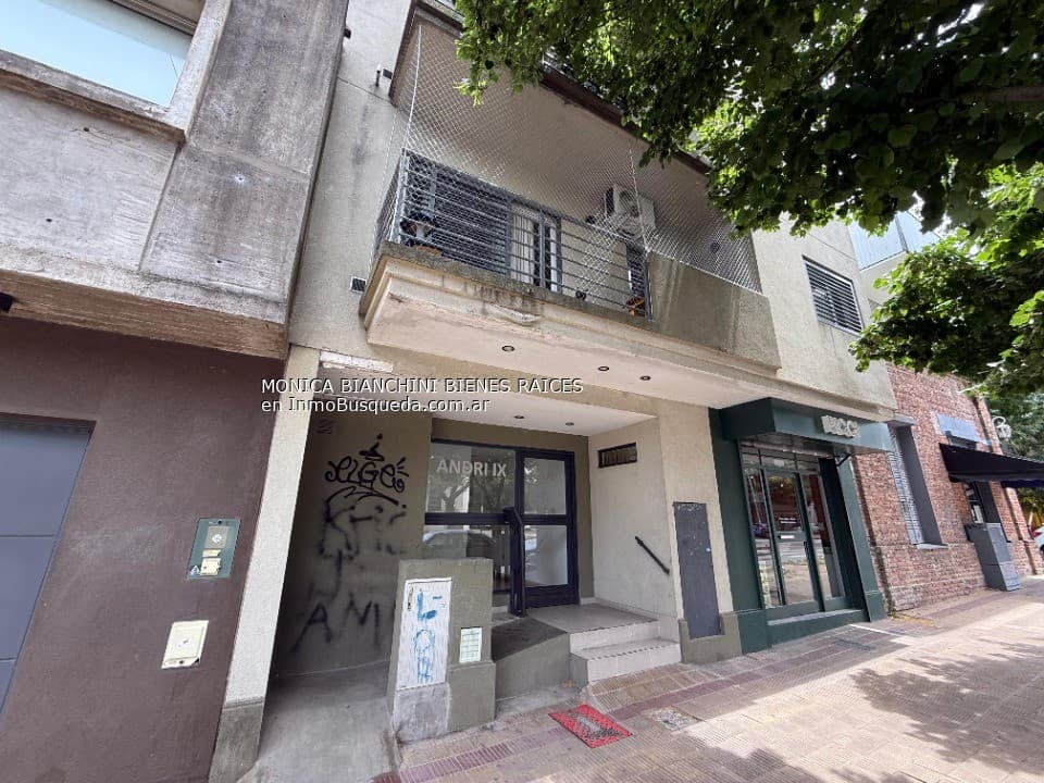 Departamento de una habitación con balcón en alquiler - Vista 1